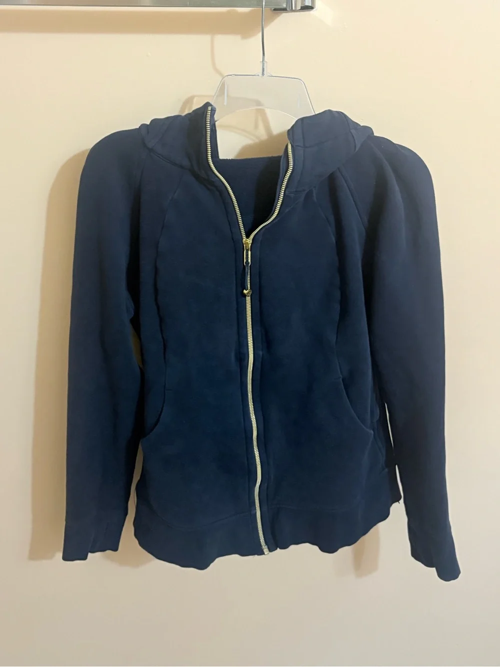 Lululemon Scuba Full-Zip Hoodie in True Navy/Gold